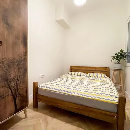 Apartment Beautiful 2br And 2toilet Balcony Near Hilton #4