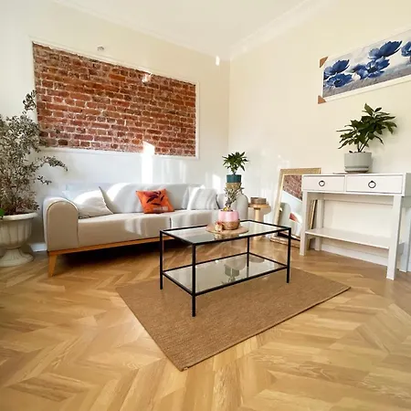Beautiful 2br And 2toilet Balcony Near Hilton #4 Διαμέρισμα